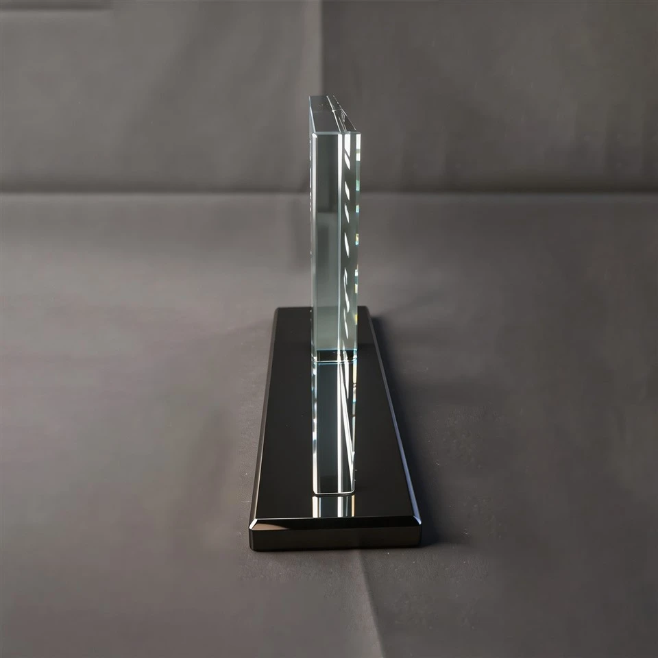 Clear Crystal Plaque Black Gloss Base Trophy factory
