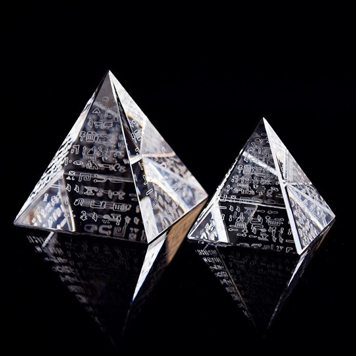 Pyramid 3D Engraved Crystal Gift Ornaments